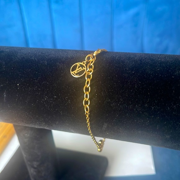Louis Vuitton Bracelet - Picture 5 of 6